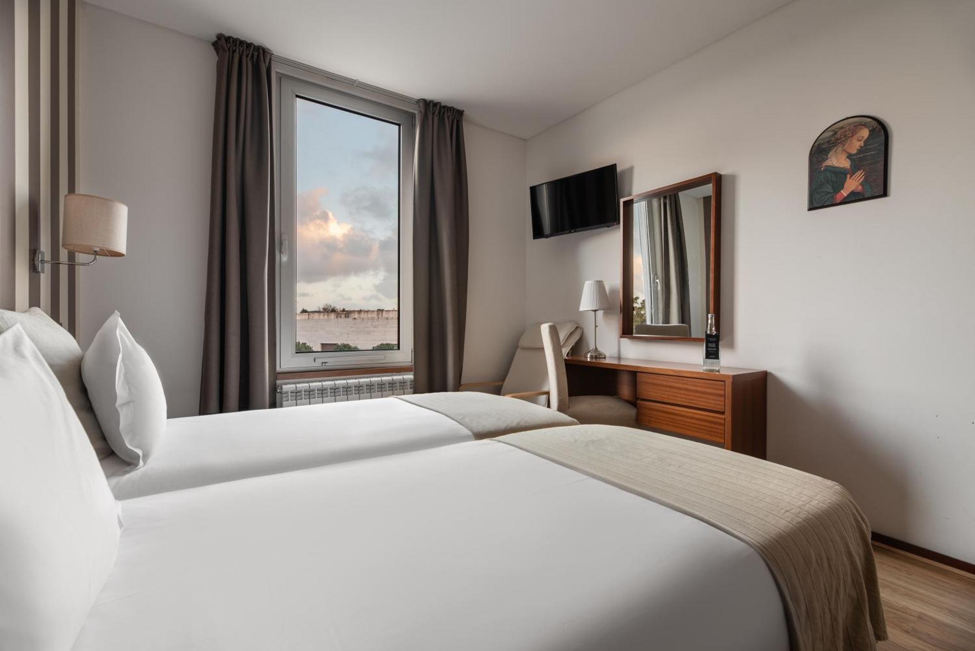 Crisol Tres Pastorinhos Hotel Fatima Exterior photo
